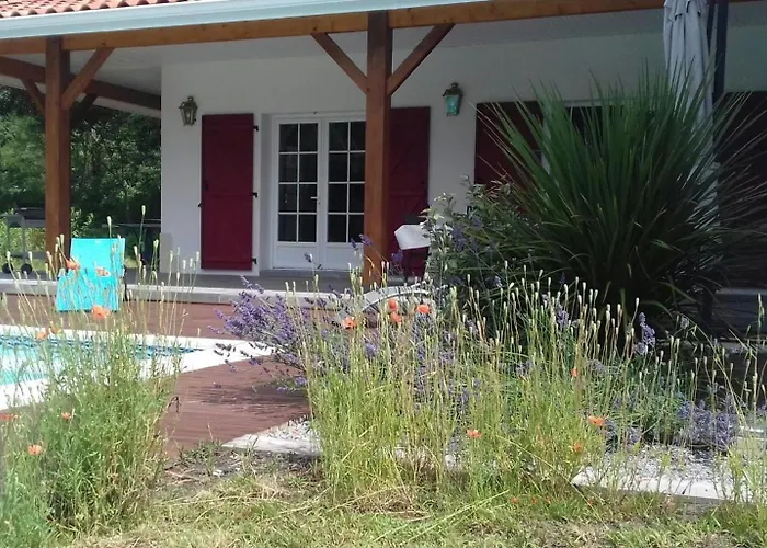 Le Clos Des Pins Feriehus Léon