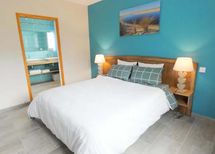 Le Clos Des Pins Feriehus *